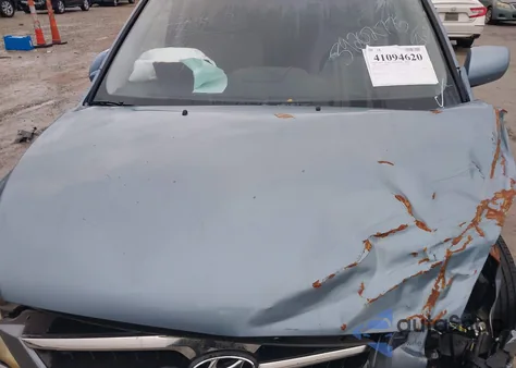 2008 Hyundai Entourage Gls/Limited z USA, uszkodzony, nr VIN KNDMC233686053580